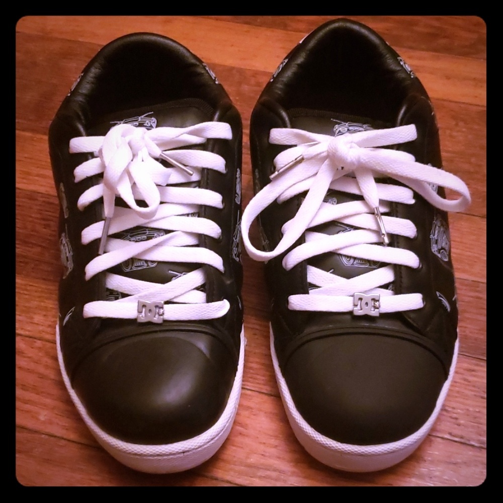 DC Travis Barker remix series